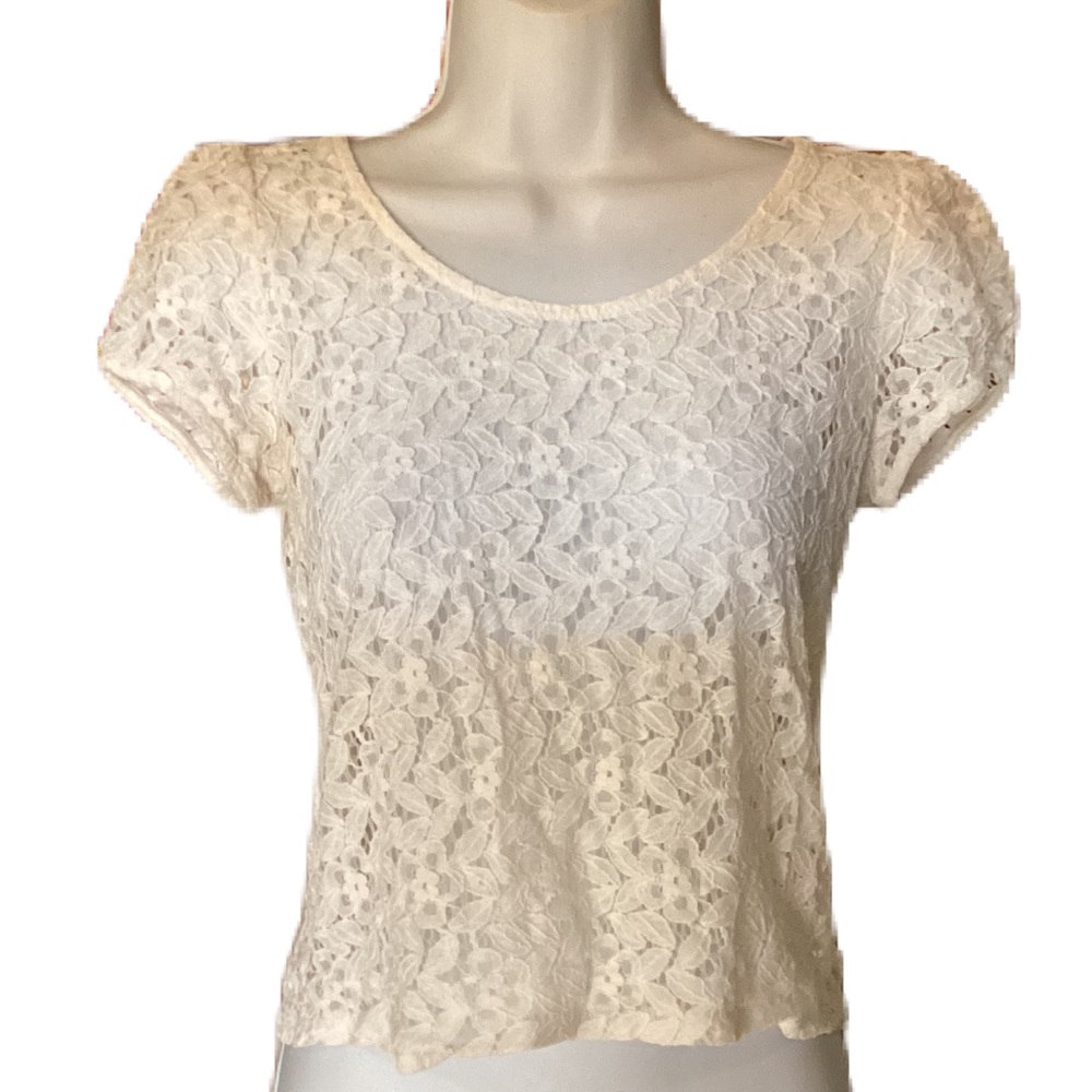 2/$15 Foreign Exchange lace top. S
